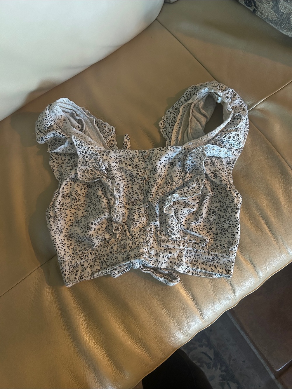 American Eagle Floral Ruffle Cropped Tank Top